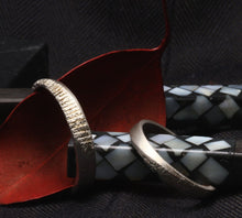 Afbeelding in Gallery-weergave laden, RIDGE & SMOOTH