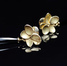 Load image into Gallery viewer, SOLD OUT Blossom Onyx