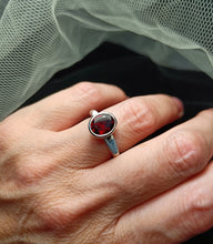 Load image into Gallery viewer, Surfing Granat