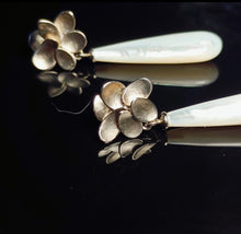 Afbeelding in Gallery-weergave laden, Blossom of Pearl