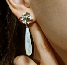 Afbeelding in Gallery-weergave laden, Blossom of Pearl