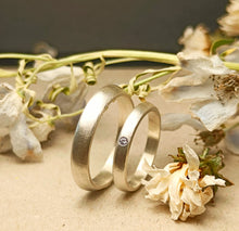 Load image into Gallery viewer, Slide