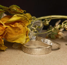 Load image into Gallery viewer, Rhombus