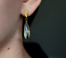 Load image into Gallery viewer, Folded Prasiolite
