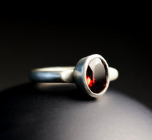 Afbeelding in Gallery-weergave laden, Surfing Granat
