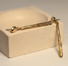 Afbeelding in Gallery-weergave laden, Hammered Dust
