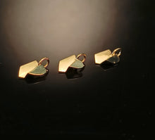 Afbeelding in Gallery-weergave laden, Folded Heart Charm Gold
